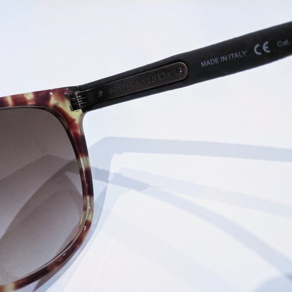💫BOTTEGA VENETA💫Wayfarer Cat Eye Sunnies ☀️ - Picture 6 of 7